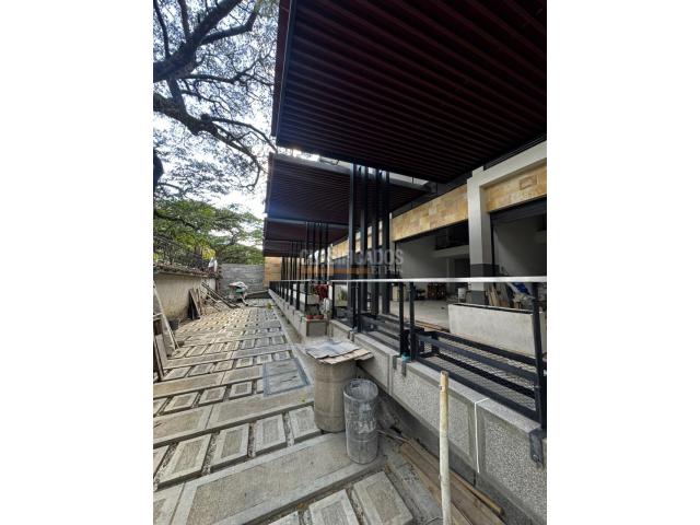 Locales y Bodegas, Alquiler en Seminario