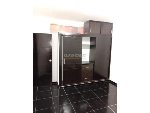 Apartamentos, Alquiler en La Base