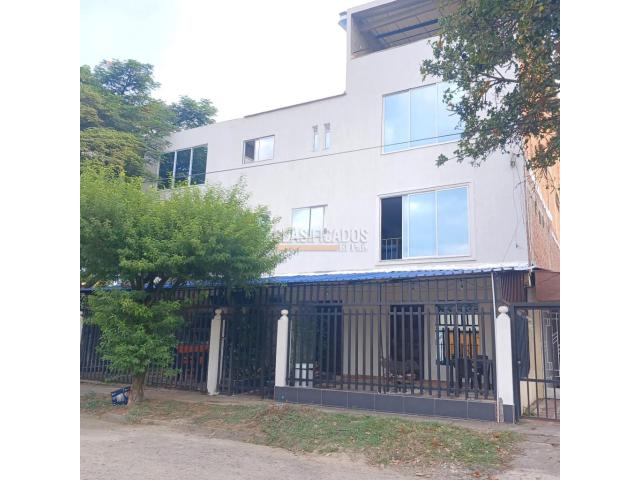 Apartaestudios, Alquiler en Vipasa