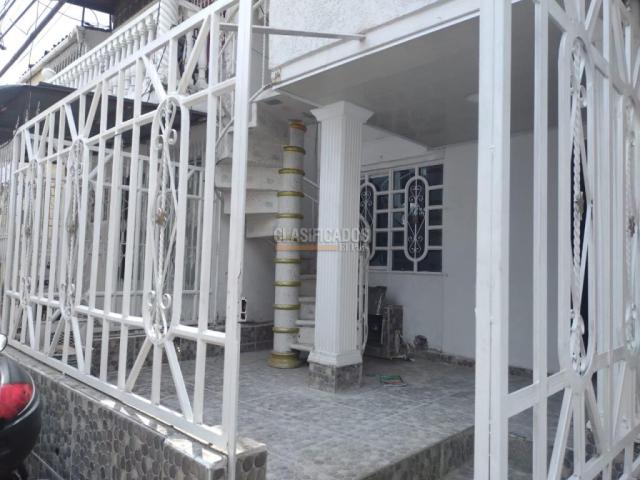 Casas, Alquiler en Villa del Lago