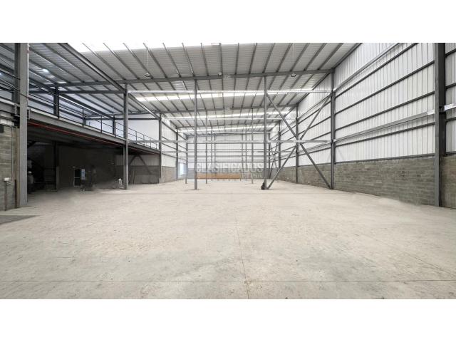 Locales y Bodegas, Alquiler en Acopi