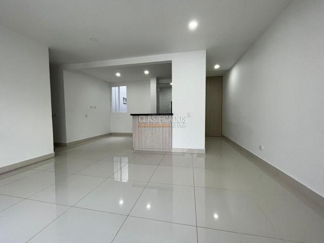 Apartamentos, Venta en Ciudad Pacifica