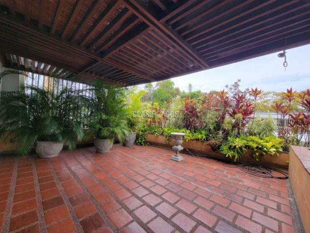 Casas, Venta en Arboleda