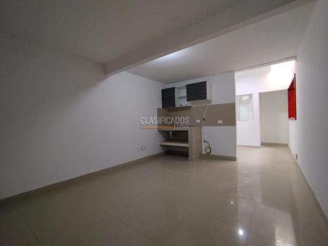 Apartamentos, Alquiler en La Esmeralda