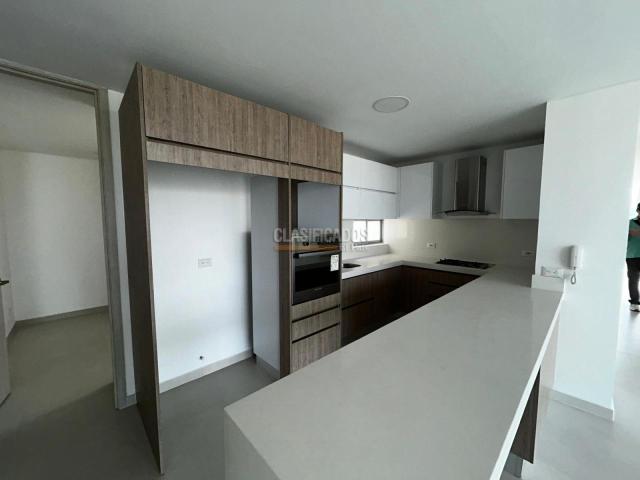 Apartamentos, Venta en Pance