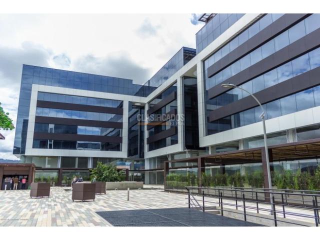 Oficinas y Consultorios, Venta en Cajica