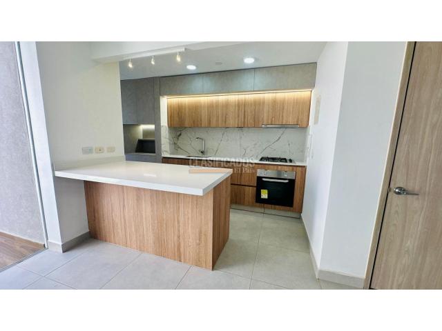 Casas, Alquiler en Ciudad Country