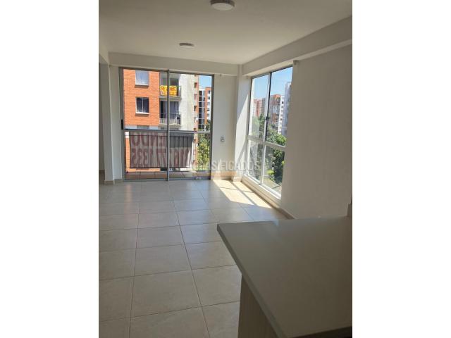 Apartamentos, Alquiler en Valle del Lili