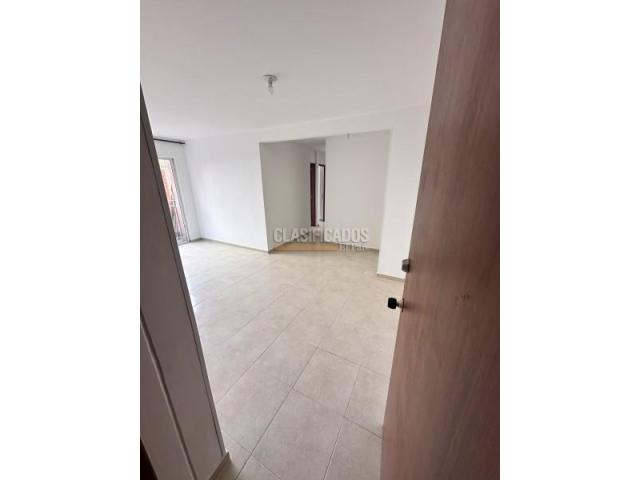 Apartamentos, Alquiler en Alférez Real