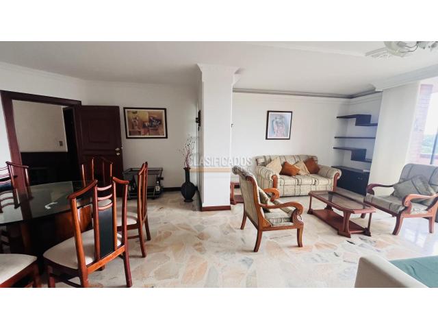 Apartamentos, Venta en Las Quintas de Don Simón