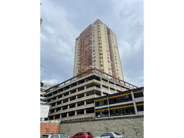 Apartamentos, Venta en Centro Ccial Ciudad de Cali