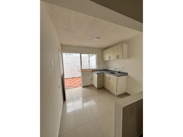 Apartamentos, Alquiler en Puerto Colombia