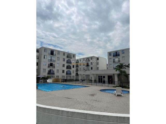 Apartamentos, Venta en Yumbo