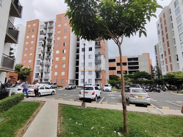 Apartamentos, Venta en Ciudad Melendez