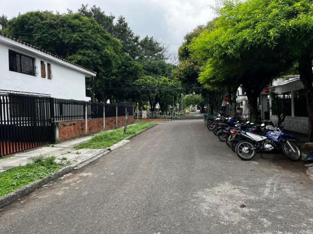 Casas, Venta en Urbanización La Merced