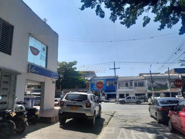 Locales y Bodegas, Alquiler en El Cedro