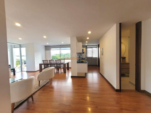 Apartamentos, Venta en Ciudad Jardín