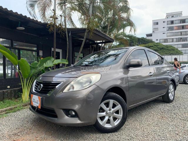 Nissan Versa 2013