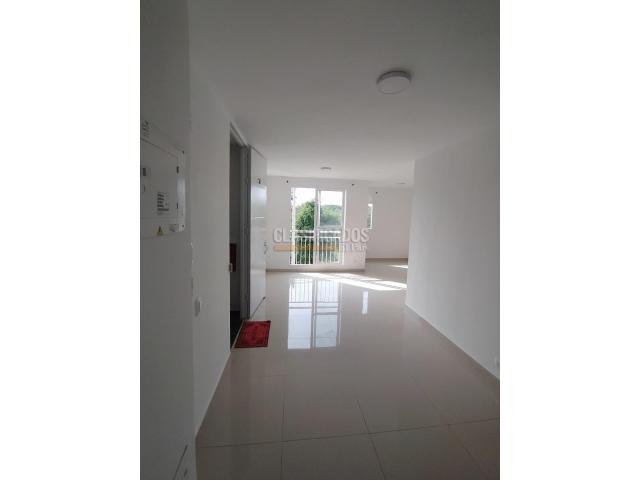 Apartamentos, Venta en Ciudad Pacifica