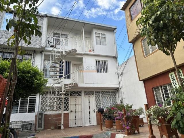 Edificios, Venta en Las Delicias