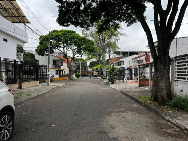 Casas, Venta en Urbanización La Merced