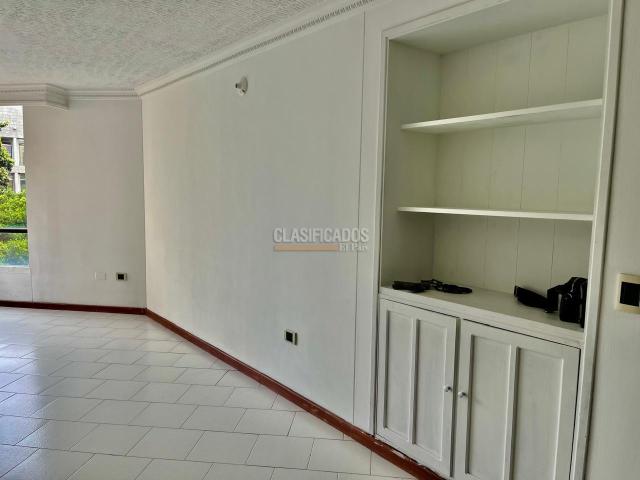 Apartamentos, Venta en Santa Anita