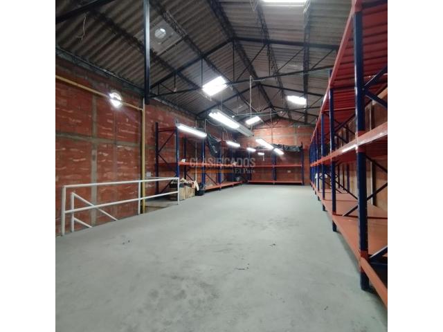 Locales y Bodegas, Alquiler en Alameda