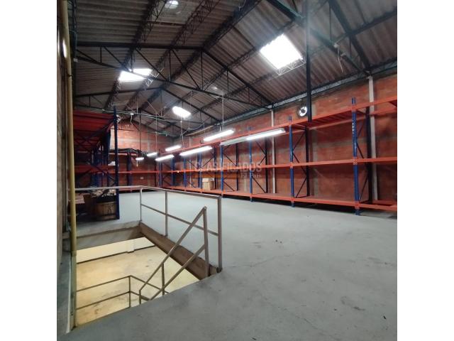 Locales y Bodegas, Alquiler en Alameda