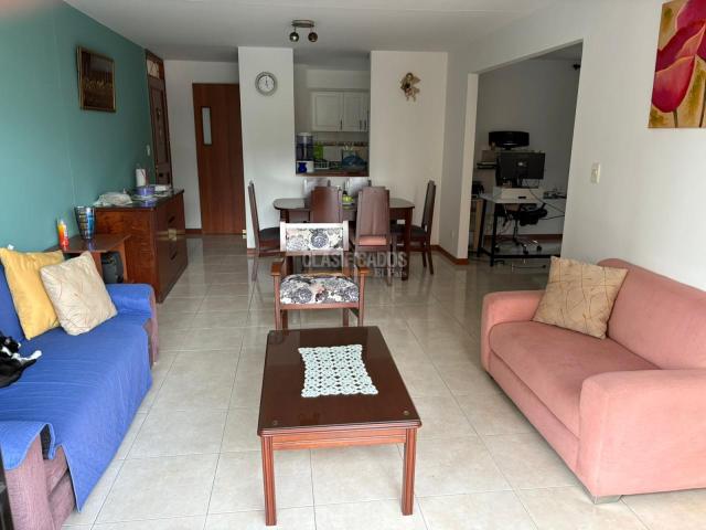 Apartamentos, Venta en Valle del Lili
