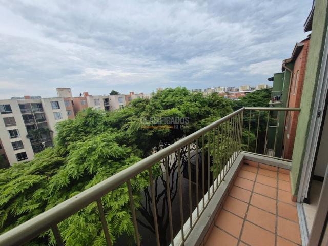 Apartamentos, Venta en Valle del Lili
