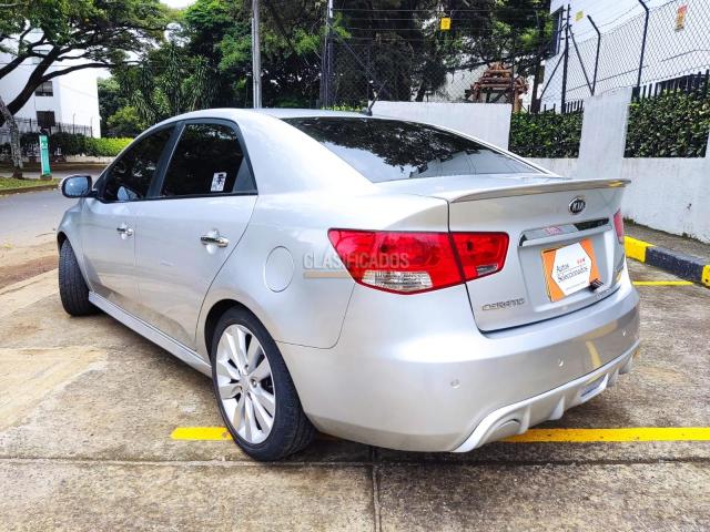 Kia Cerato 2011