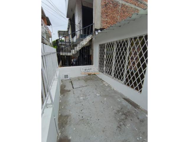 Casas, Venta en Ciudad Córdoba