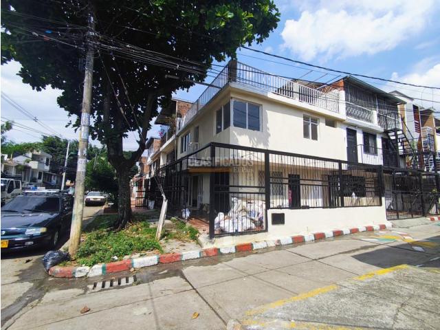 Casas, Venta en Las Camelias