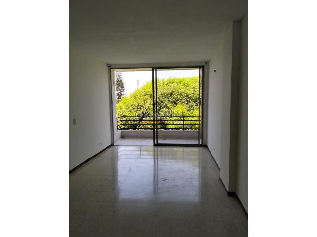 Apartamentos, Alquiler en La Flora