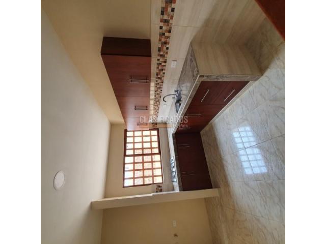 Apartamentos, Alquiler en Bretaña