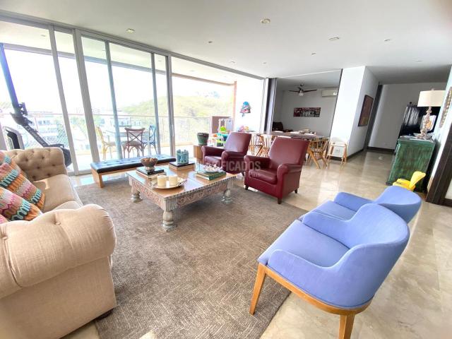 Apartamentos, Alquiler en Tejares Cristales