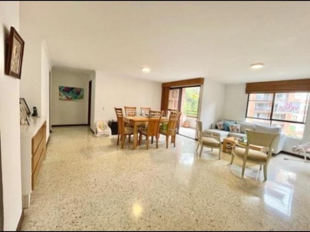 Apartamentos, Venta en La Flora