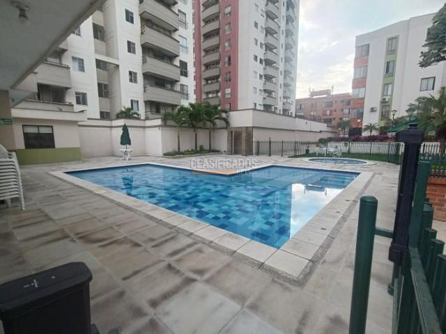 Apartamentos, Venta en Prados del Norte