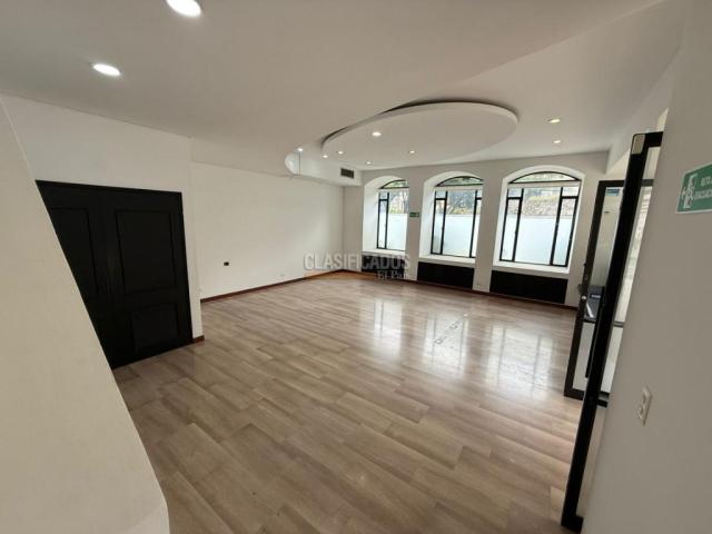 Locales y Bodegas, Alquiler en El Peñón