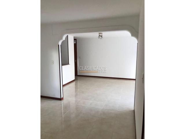 Apartamentos, Venta en Valle del Lili