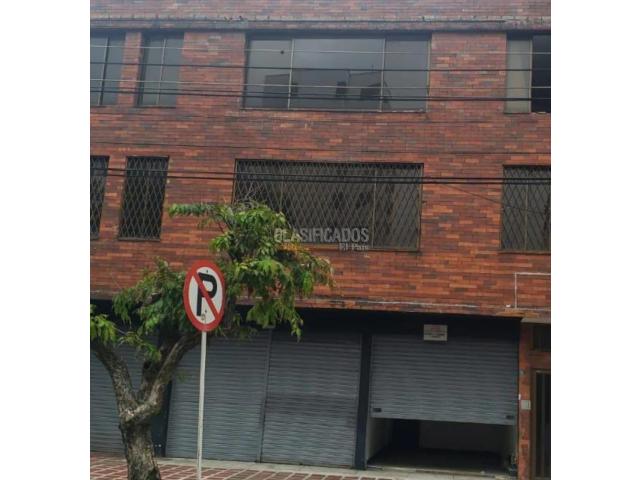 Edificios, Venta en Granada