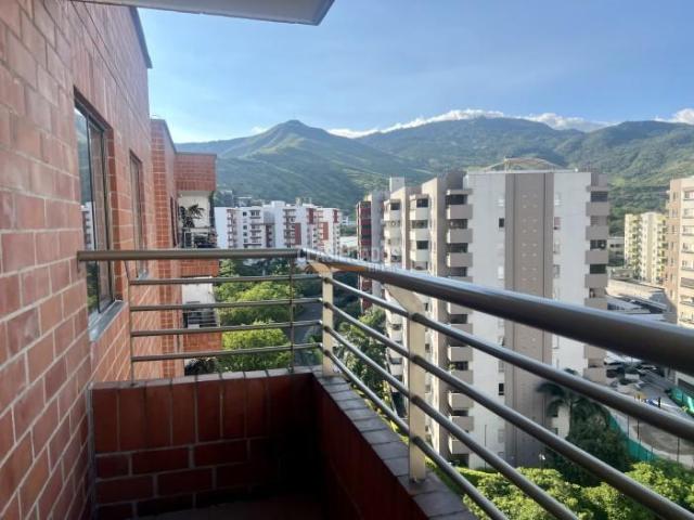 Apartamentos, Alquiler en La Flora