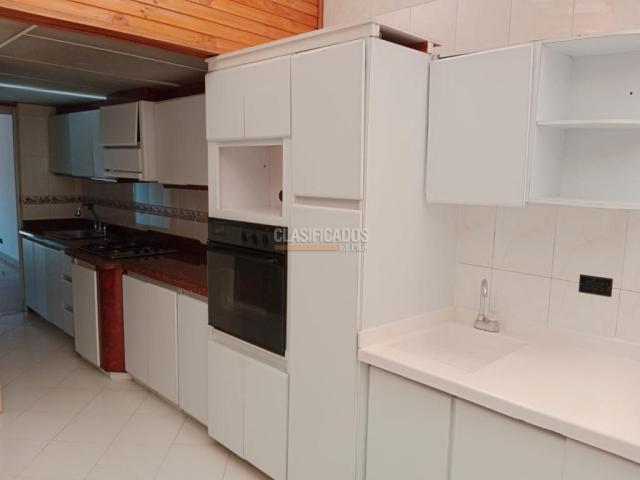 Casas, Alquiler en Chía