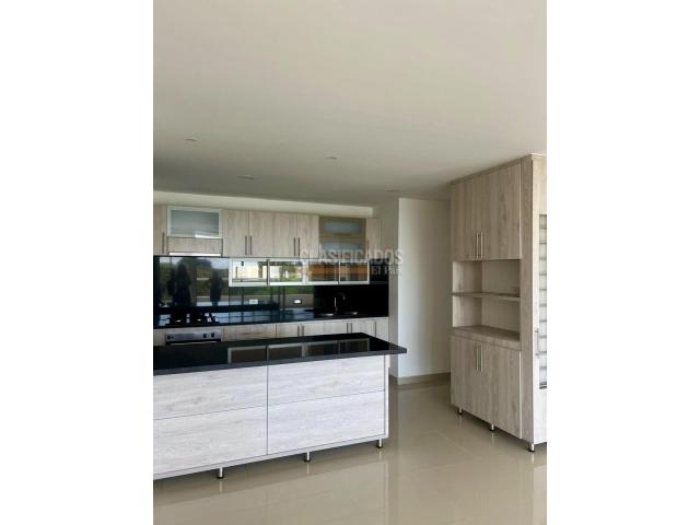 Apartamentos, Venta en Pance