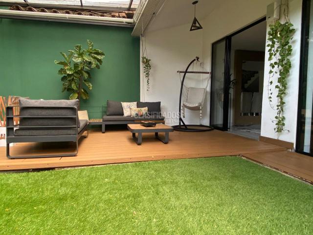 Casas, Venta en La Flora