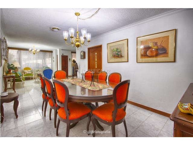 Casas, Venta en La Flora