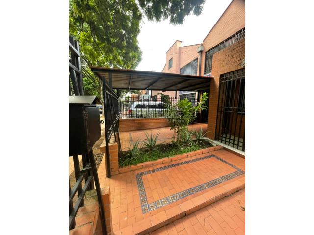 Casas, Venta en San Joaquín