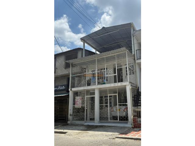 Casas, Venta en Nueva Floresta