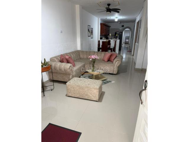 Casas, Venta en Nueva Floresta