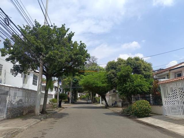 Casas, Venta en Camino Real